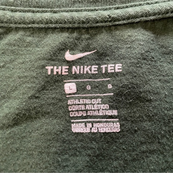 Nike “just do it” graphic t-shirt women’s sz large - Picture 4 of 8